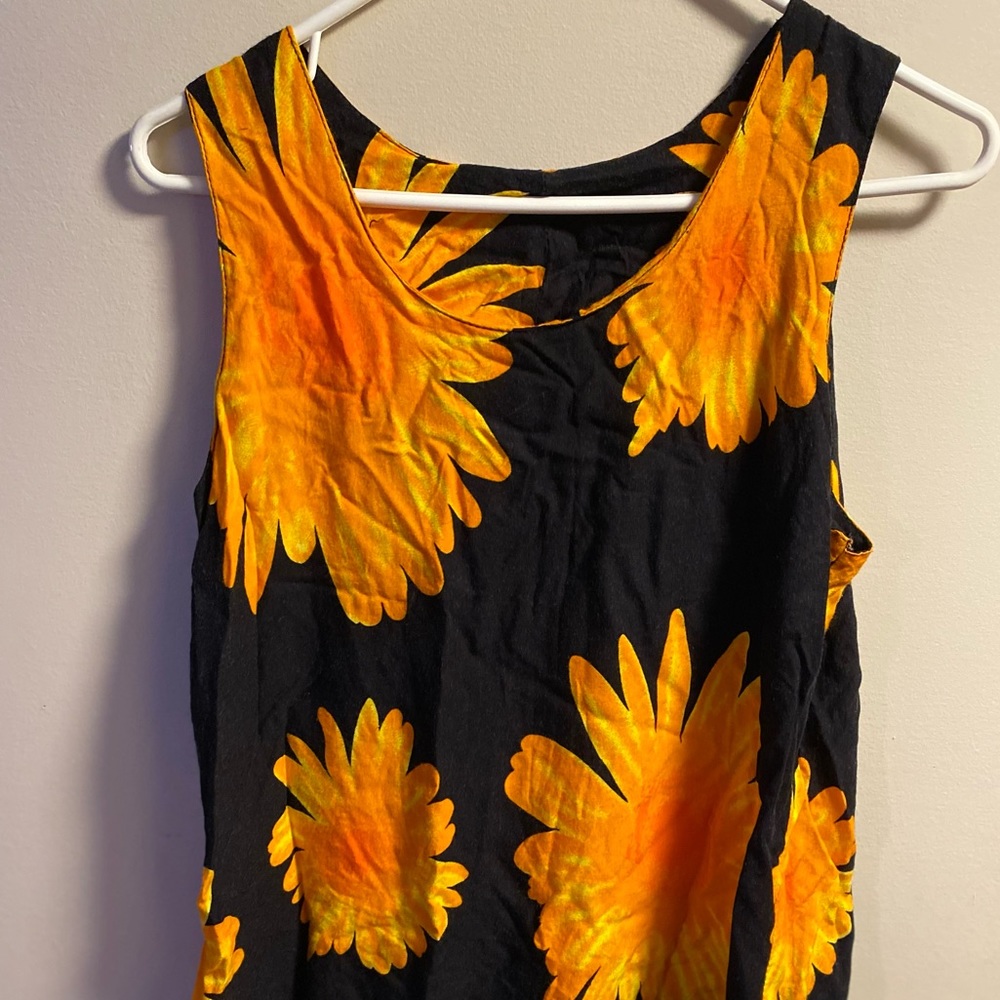 IN GEAR Orange Flower and Black Backing Coverup